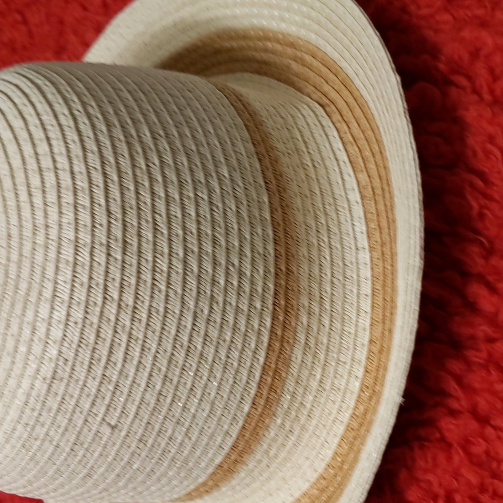 Straw hat - Picture 3 of 5